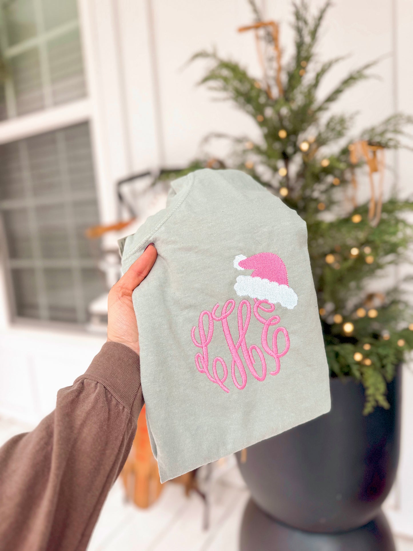 Santa Hat Monogram Tee/sweatshirt